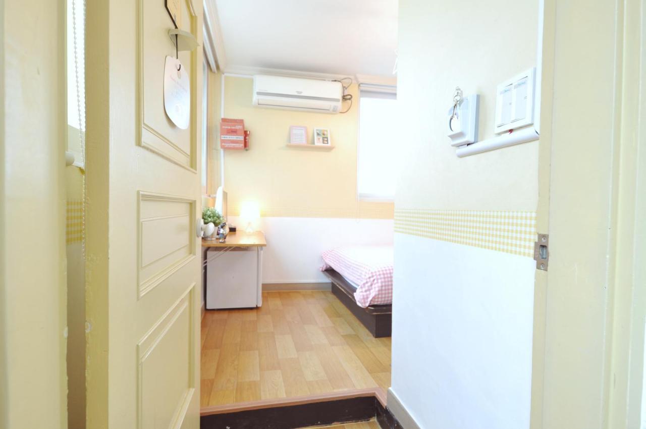 Dalkom Myeongdong Guesthouse Seoel Buitenkant foto